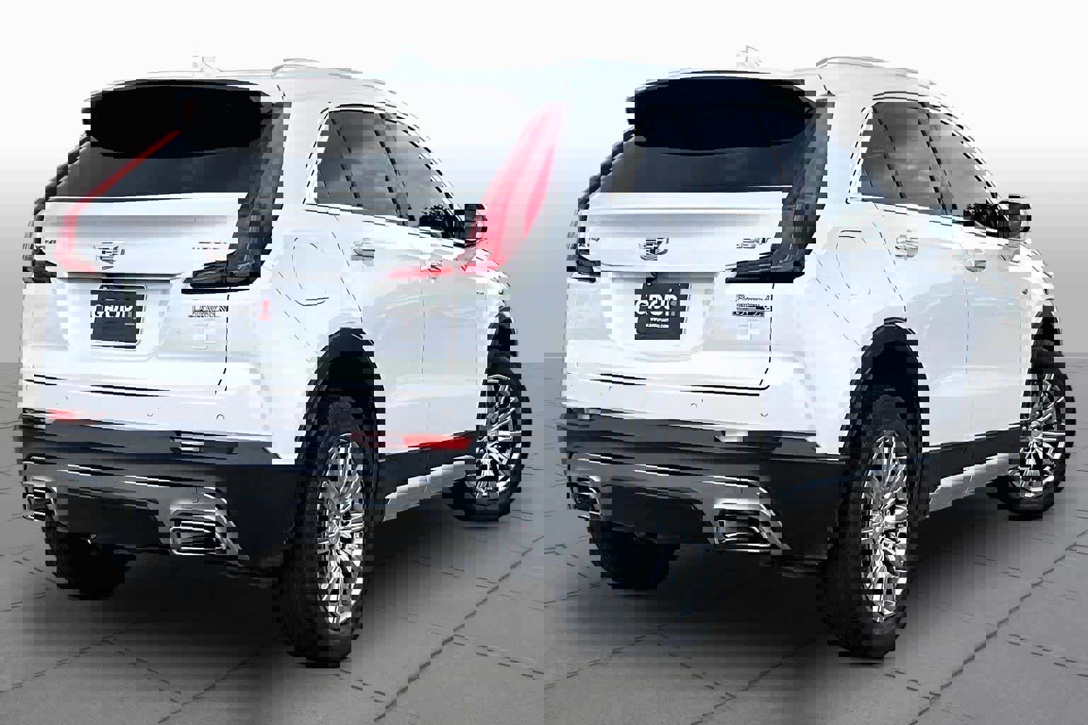 Used 2023 Cadillac XT4 Premium Luxury w/ Technology Package image 12