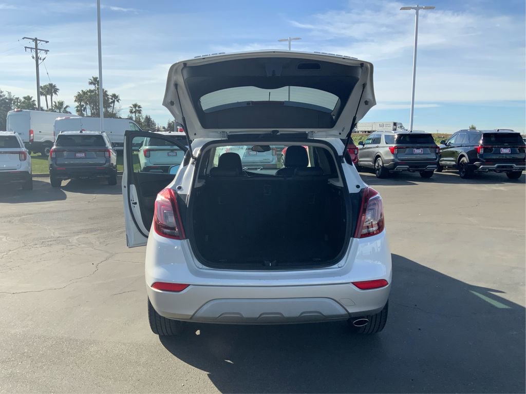 Used 2018 Buick Encore Preferred image 13