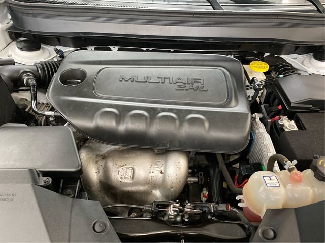 Used 2020 Jeep Cherokee Limited image 12