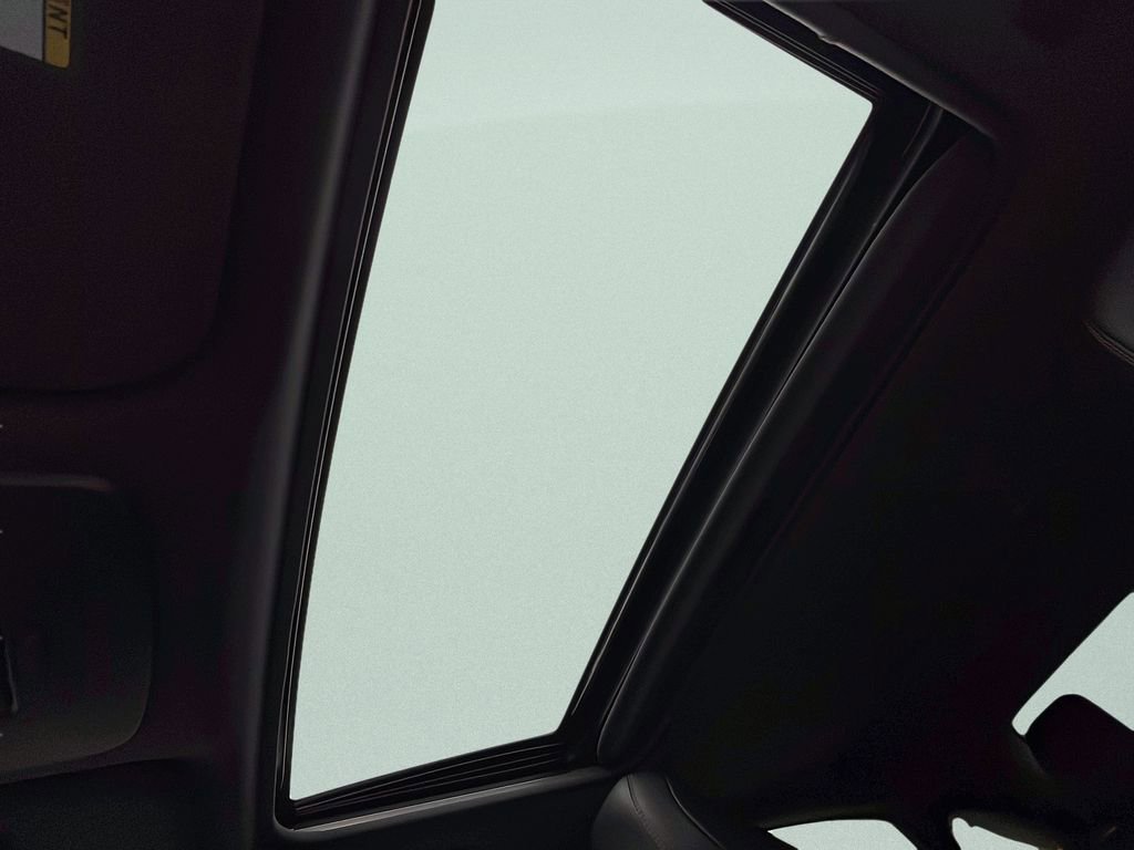 Used 2019 Toyota Avalon Touring FWD image 16