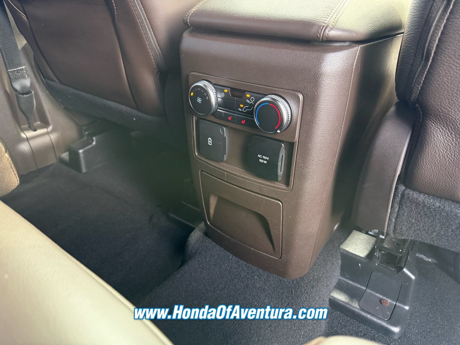 Used 2022 Ford Explorer King Ranch RWD image 15