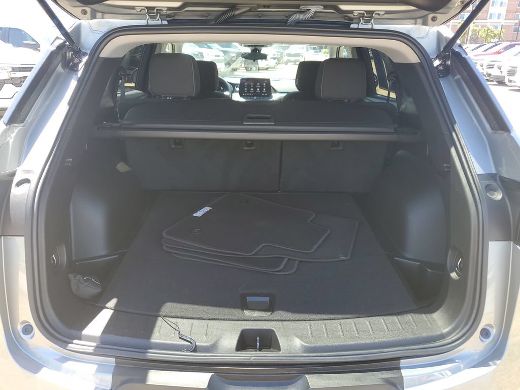 Used 2023 Chevrolet Blazer LT w/ Driver Confidence Package FWD image 9