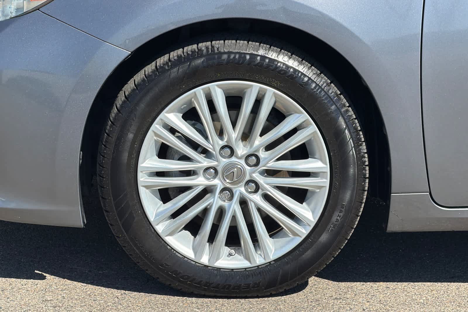 Used 2014 Lexus ES 350 w/ Premium Package FWD image 30