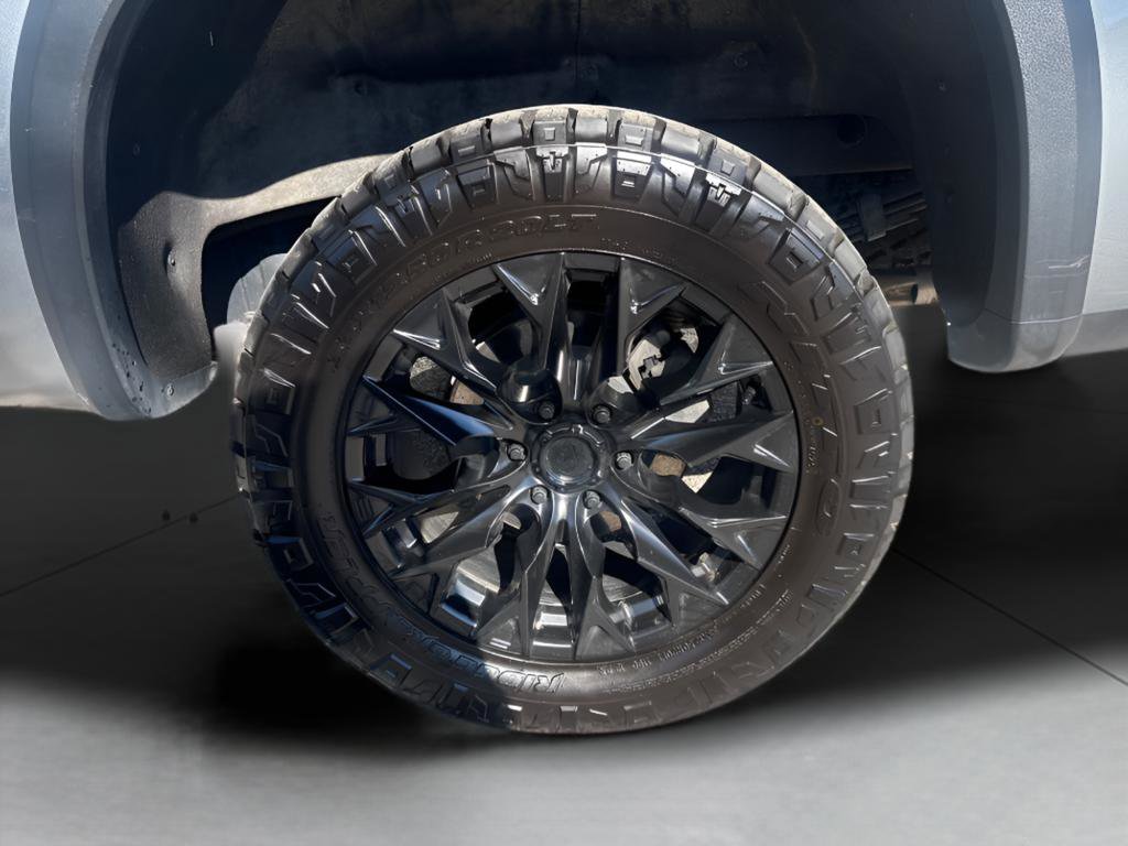 Used 2024 Chevrolet Silverado 1500 ZR2 AWD/4WD image 16