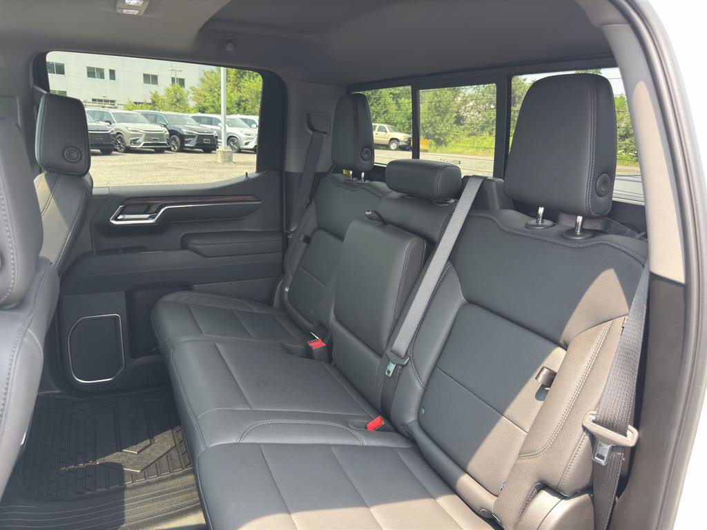 Used 2025 GMC Sierra 1500 SLT w/ SLT Premium Package AWD/4WD image 23