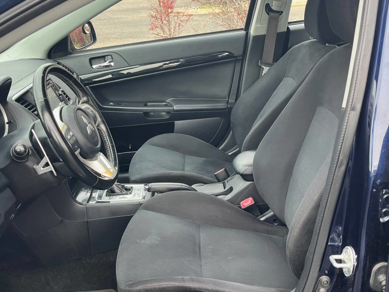 Used 2014 Mitsubishi Lancer Ralliart image 9