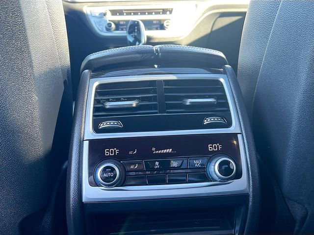 Used 2019 BMW 740i w/ M Sport Package image 26