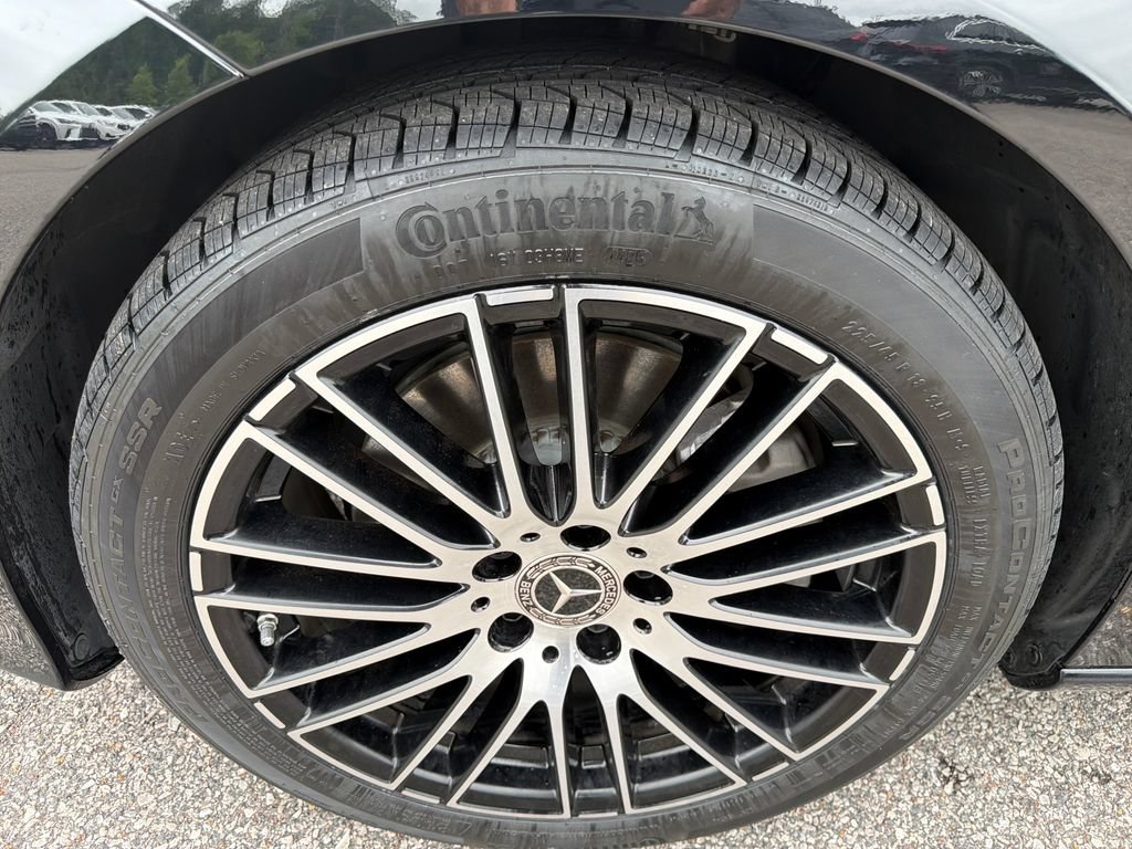 Used 2023 Mercedes-Benz C 300 Sedan image 14