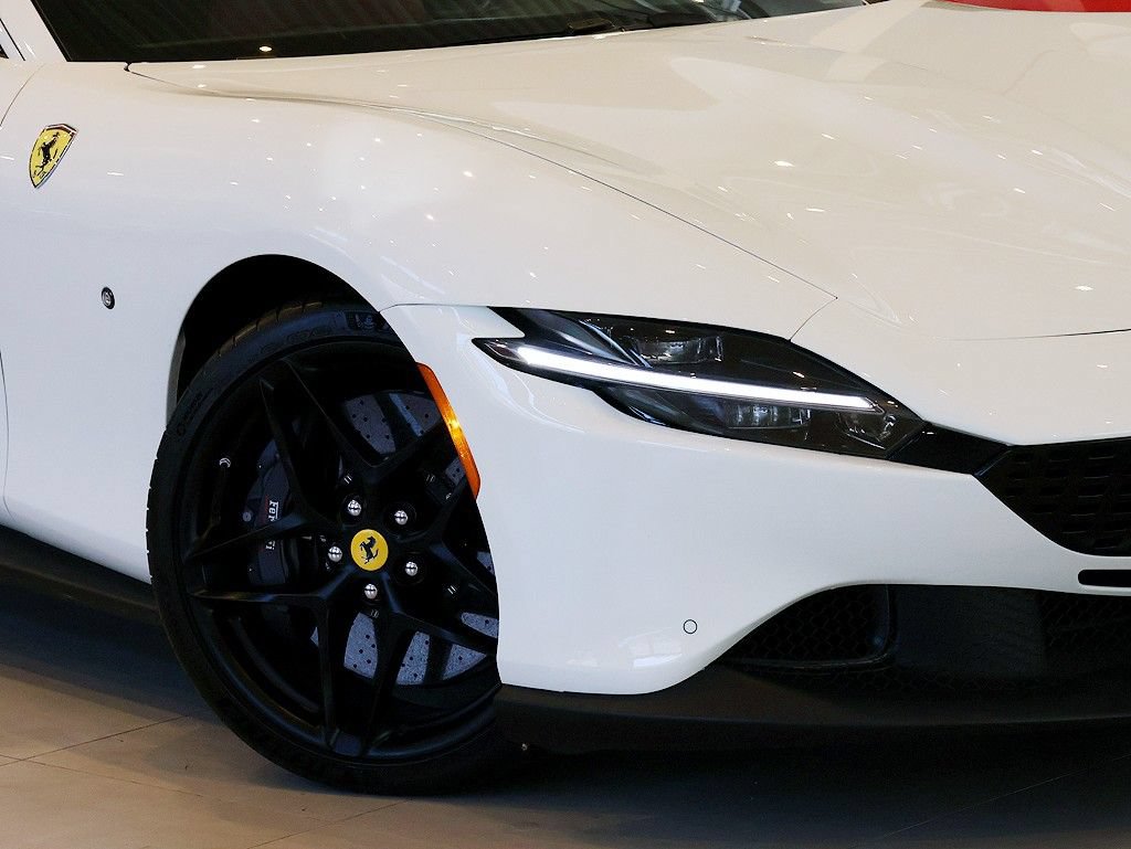 Used 2021 Ferrari Roma RWD image 66