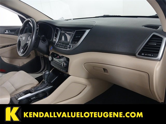 Used 2016 Hyundai Tucson Sport image 19