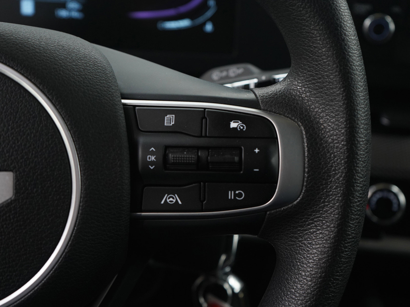 Used 2024 Kia Sportage LX image 22