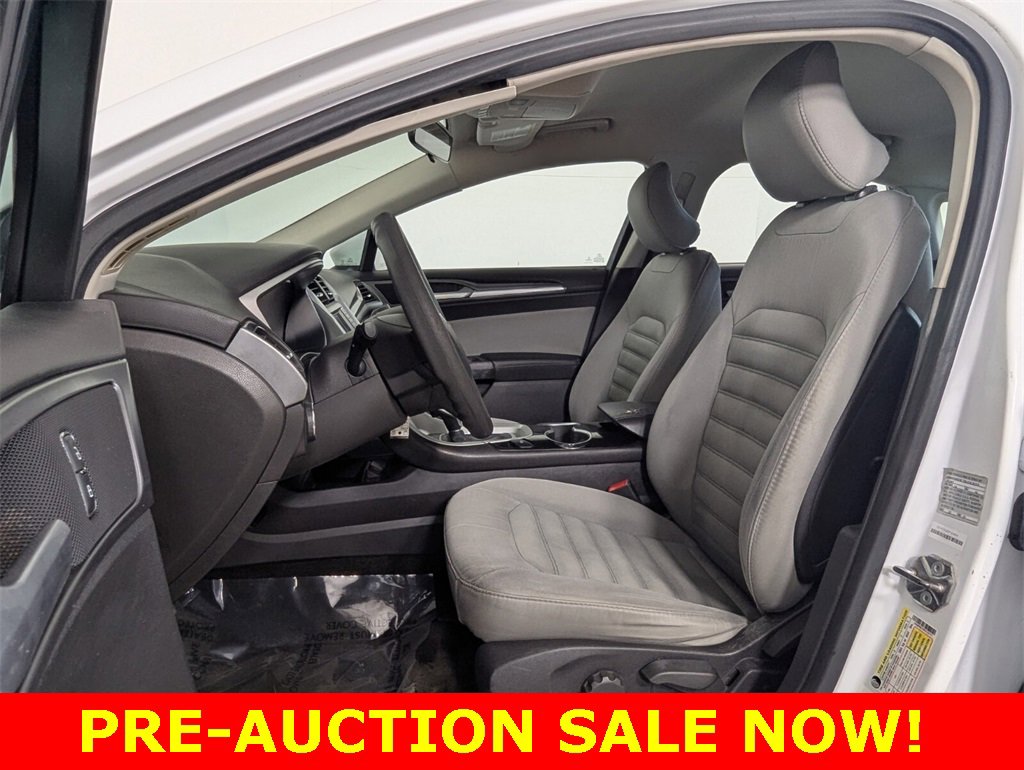 Used 2015 Ford Fusion S image 11