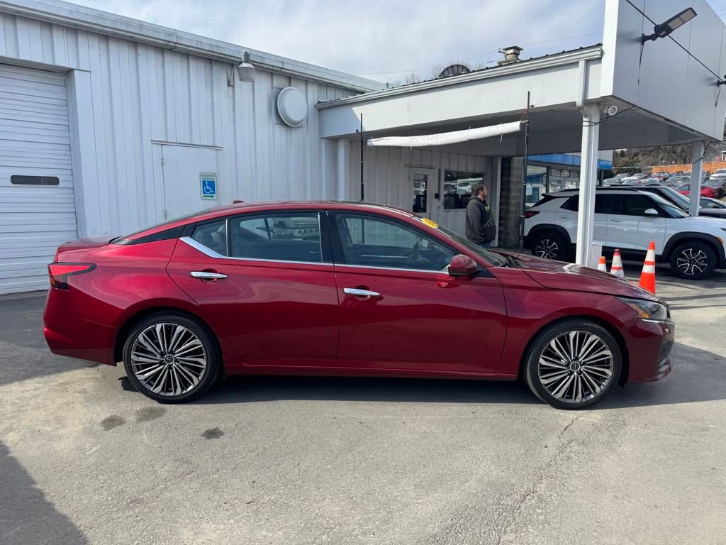 Used 2023 Nissan Altima 2.5 SL image 6