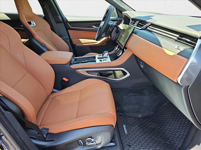New 2026 Jaguar F-PACE R-Dynamic S image 7