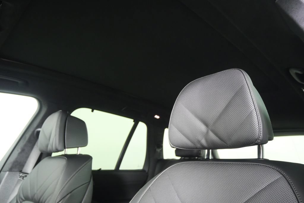 Used 2026 BMW X5 M60i w/ Executive Package AWD/4WD image 12
