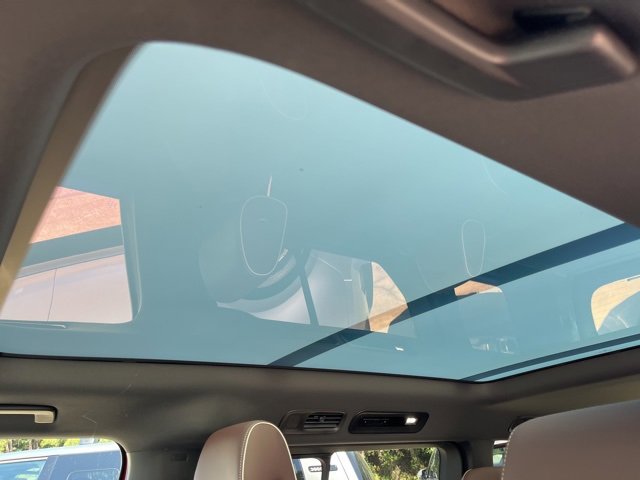 New 2025 Volkswagen ID. Buzz Pro S Plus image 11