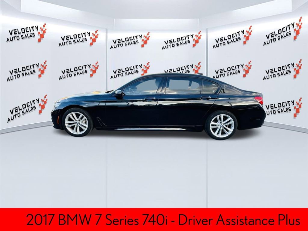 Used 2017 BMW 740i image 6