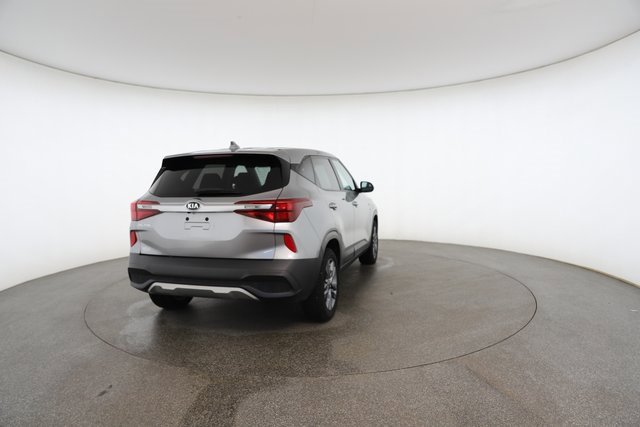 Used 2021 Kia Seltos LX image 16