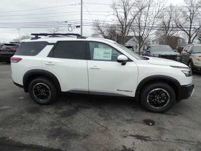 New 2025 Nissan Pathfinder Rock Creek image 2