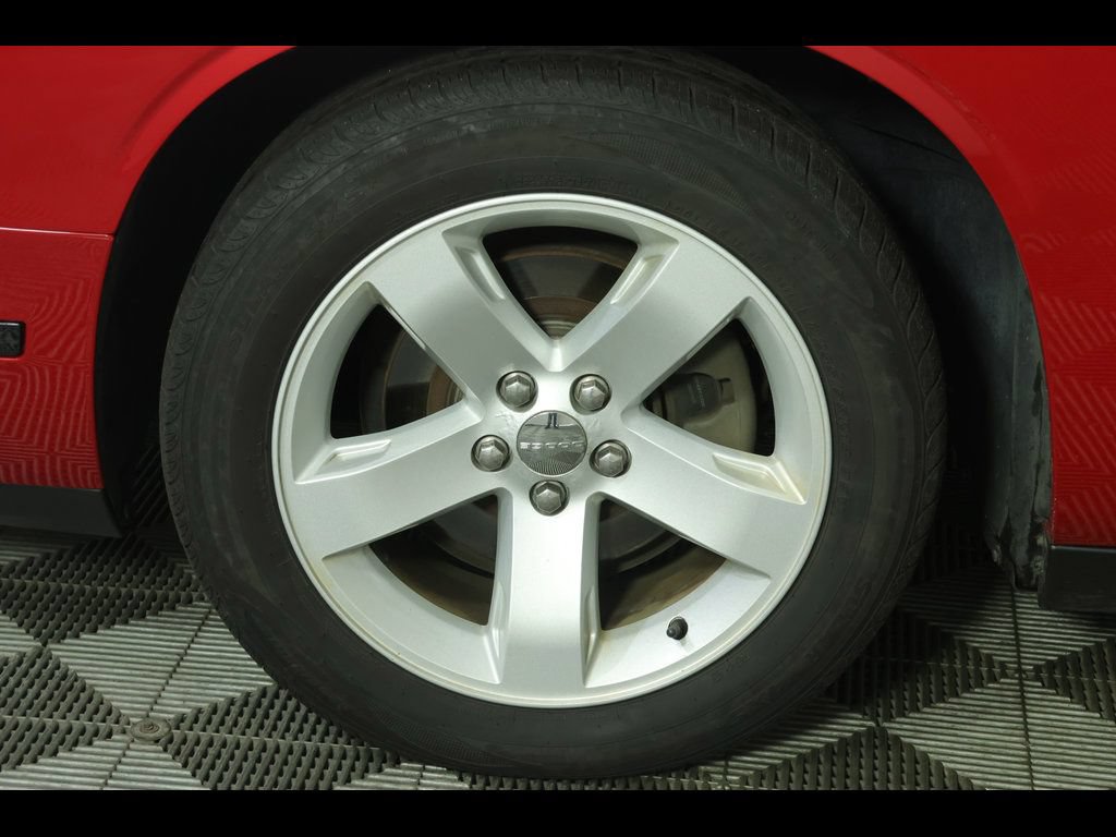 Used 2012 Dodge Challenger SXT w/ Sound Group RWD image 10