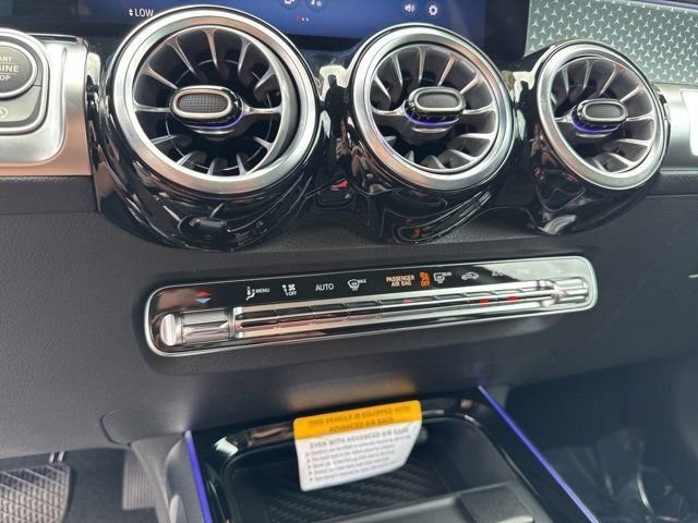 New 2025 Mercedes-Benz GLB 250 image 21