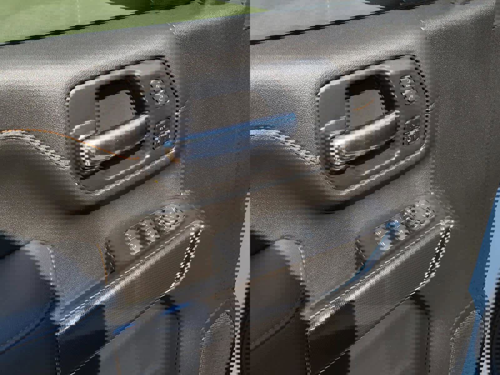 Certified 2022 GMC Sierra 2500 AT4 image 12