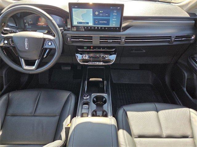 Used 2025 Lincoln Corsair Reserve w/ Jet Appearance Package image 12