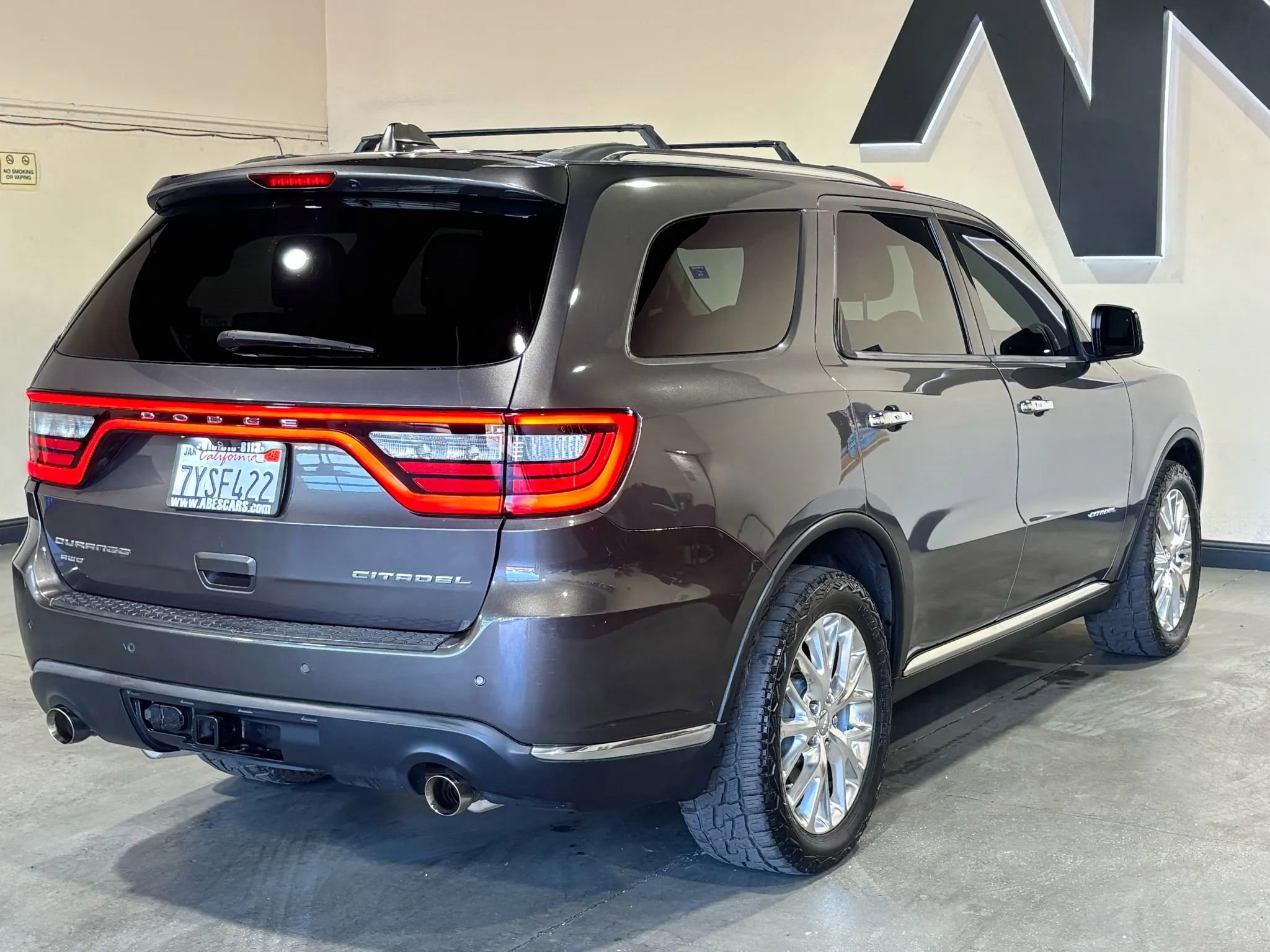 Used 2014 Dodge Durango Citadel w/ Technology Group AWD/4WD image 6