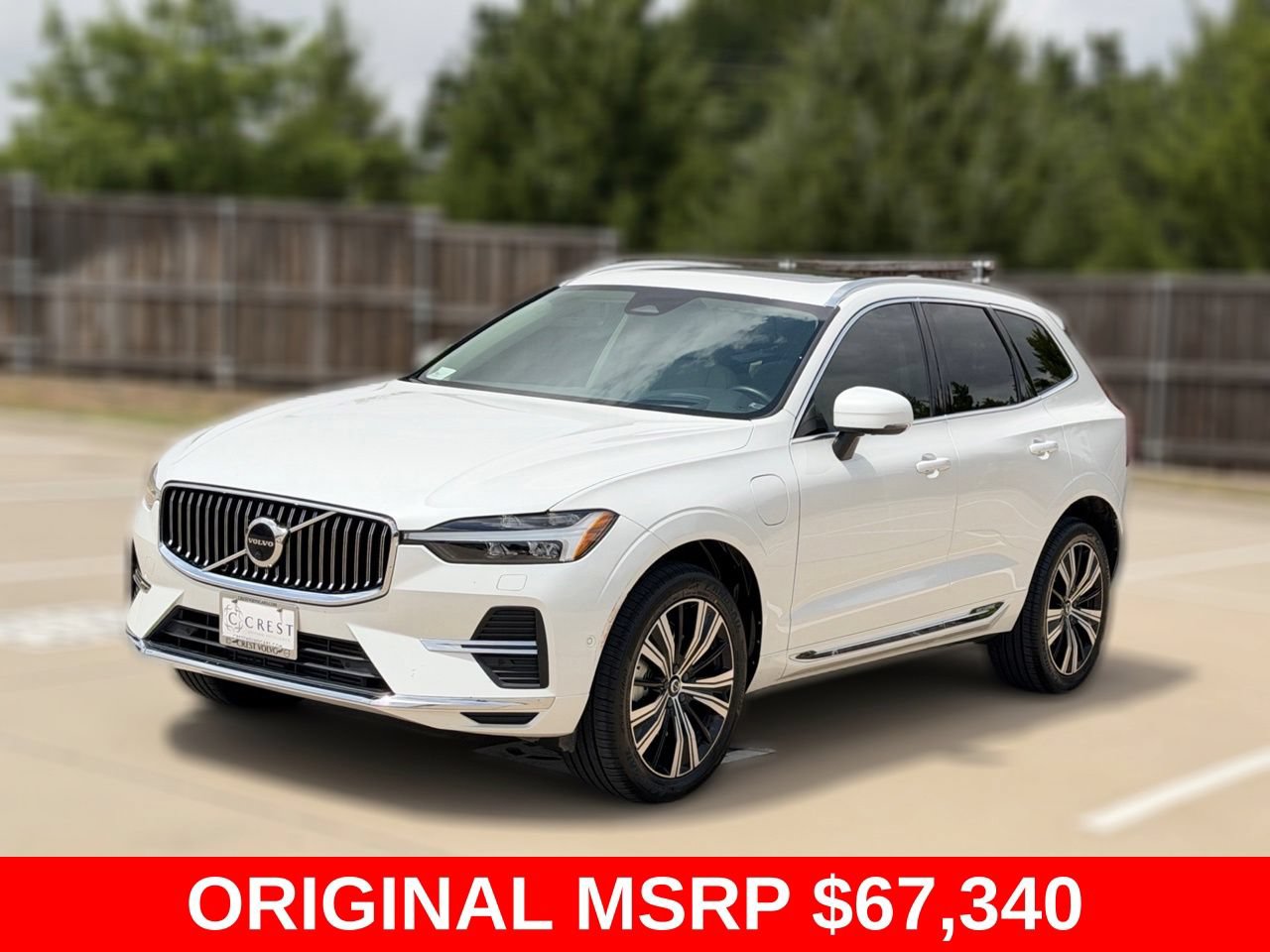 Used 2022 Volvo XC60 T8 Inscription AWD/4WD image 3