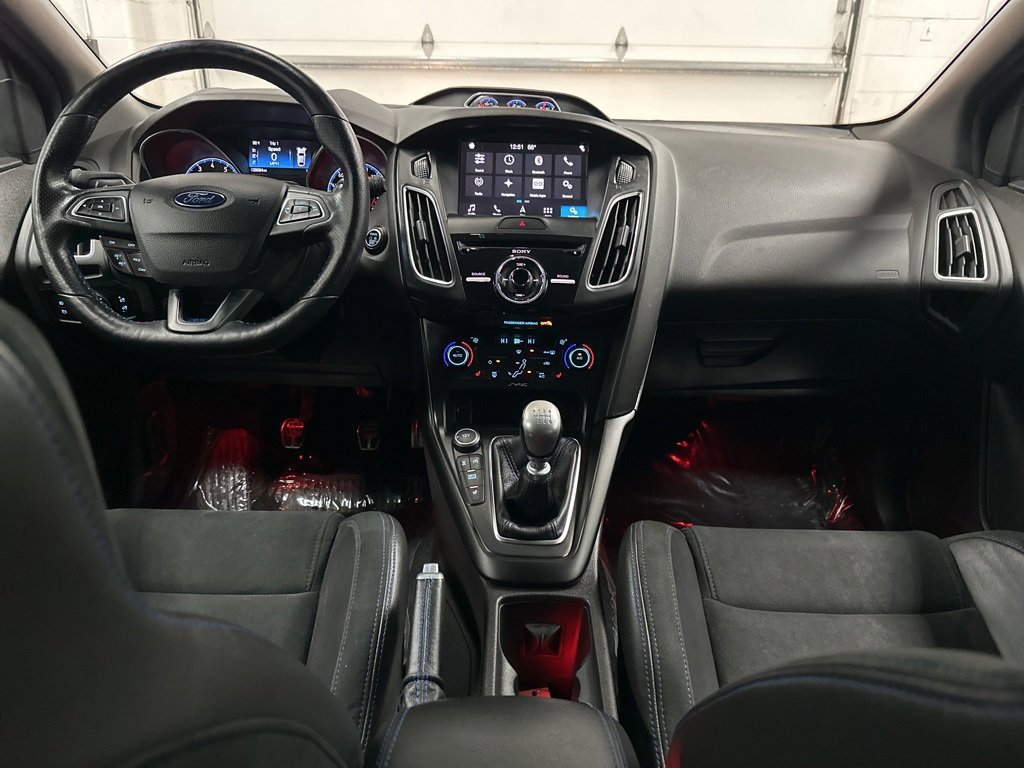 Used 2016 Ford Focus RS image 23