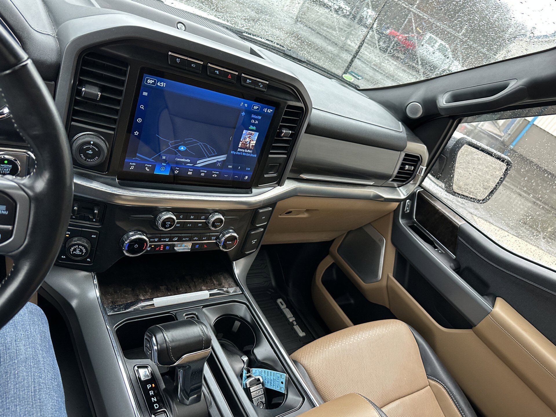Used 2022 Ford F150 Lariat w/ Equipment Group 502A High AWD/4WD image 11
