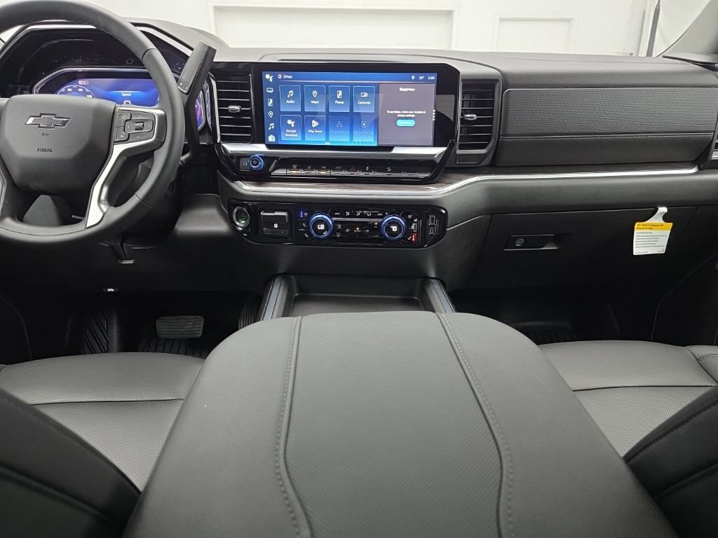 Used 2026 Chevrolet Silverado 2500 LTZ w/ LTZ Plus Package AWD/4WD image 27