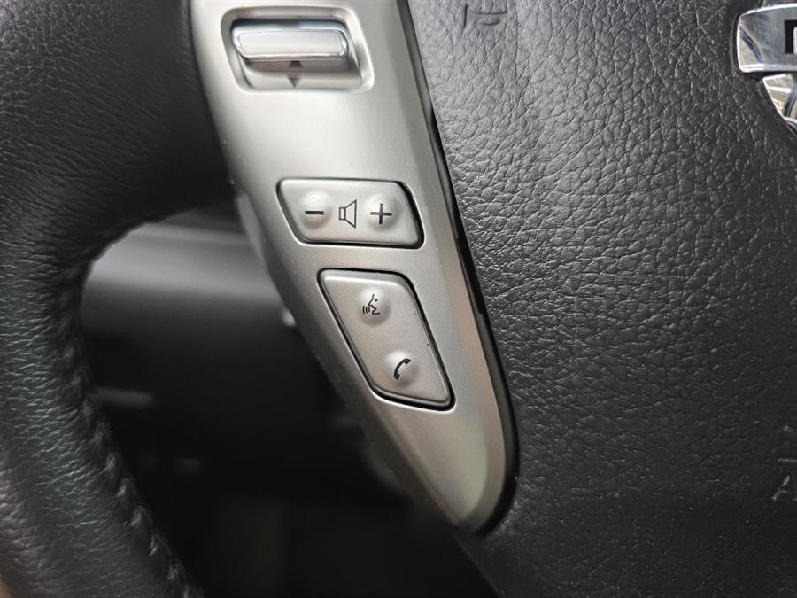 Used 2018 Nissan Versa SV w/ SV Special Edition image 21