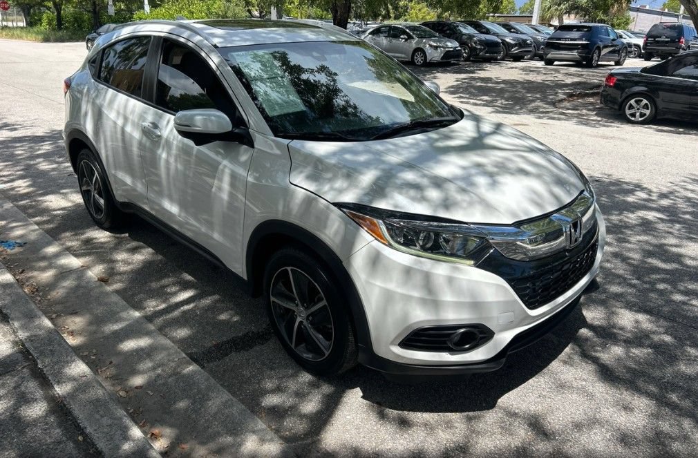 Used 2021 Honda HR-V EX image 3