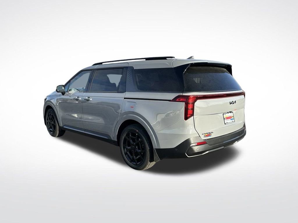 New 2025 Kia Carnival SX image 3
