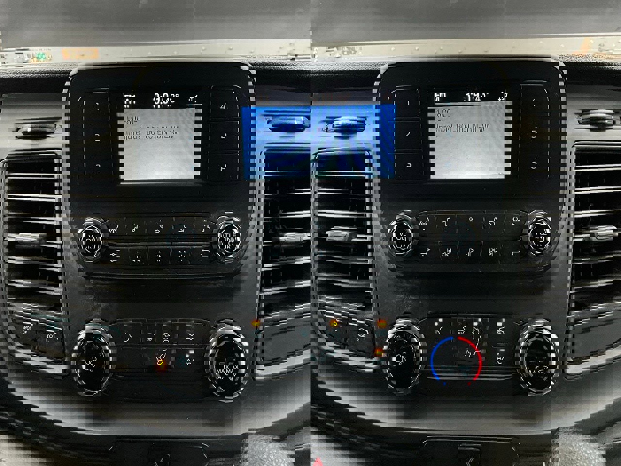 Used 2022 Ford Transit 350 DRW image 19