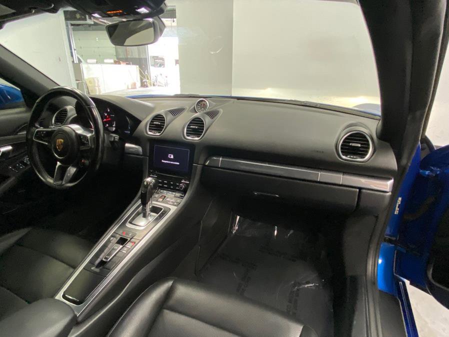 Used 2017 Porsche 718 Boxster image 34