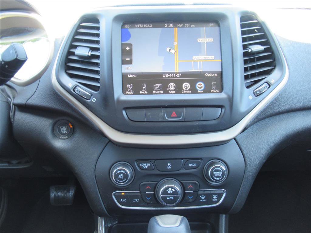 Used 2014 Jeep Cherokee Limited w/ Luxury Group image 27