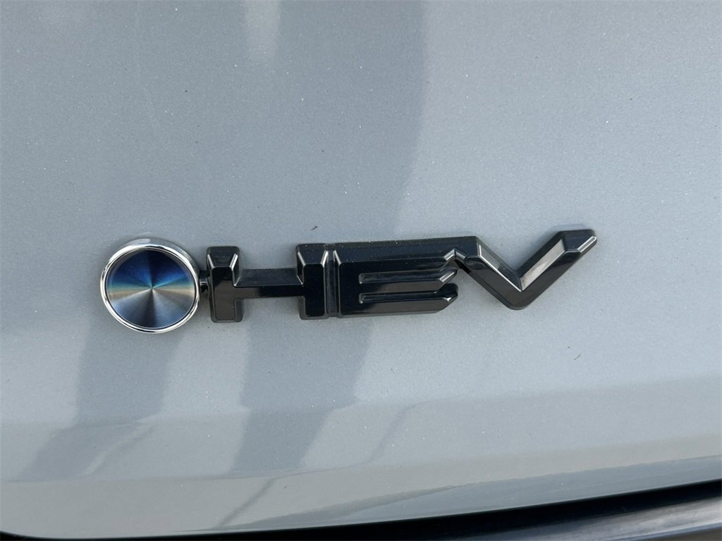 Used 2025 Toyota Sienna XSE image 10