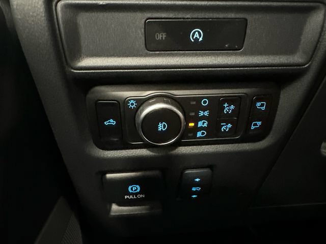 Used 2025 Ford F150 Lariat AWD/4WD image 21