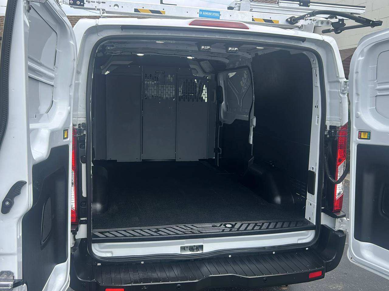 Used 2019 Ford Transit 150 130 Low Roof RWD image 7