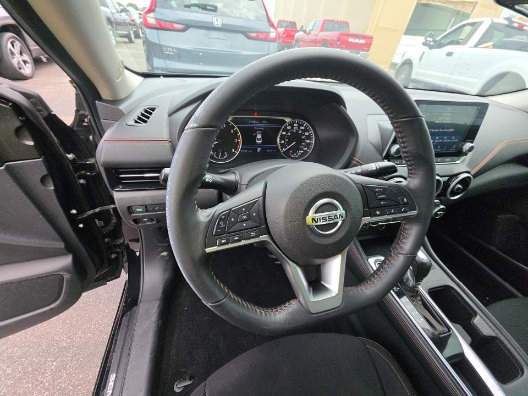 Used 2021 Nissan Sentra SR FWD image 6