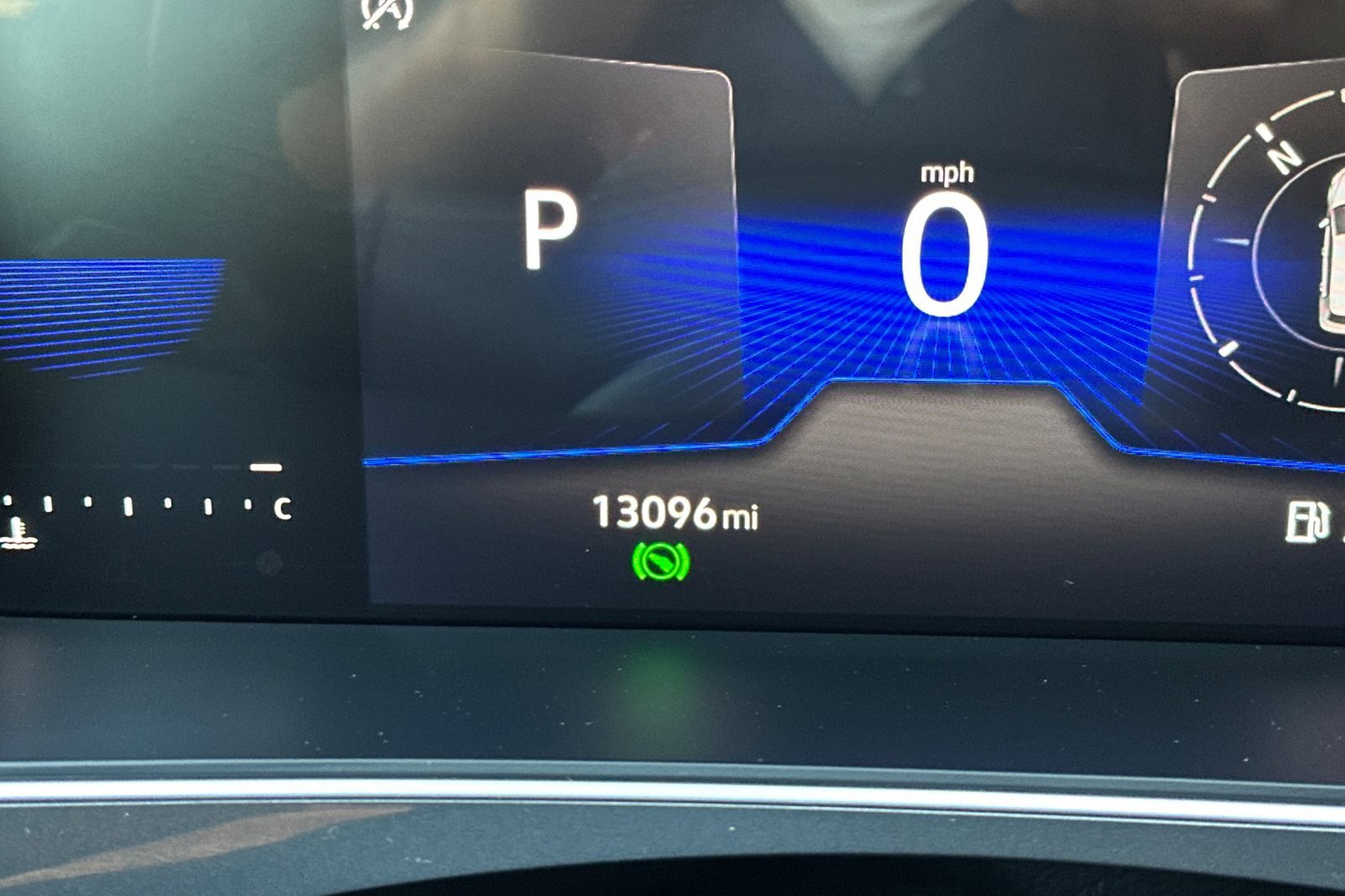 Certified 2024 Volkswagen Tiguan SE R-Line image 26