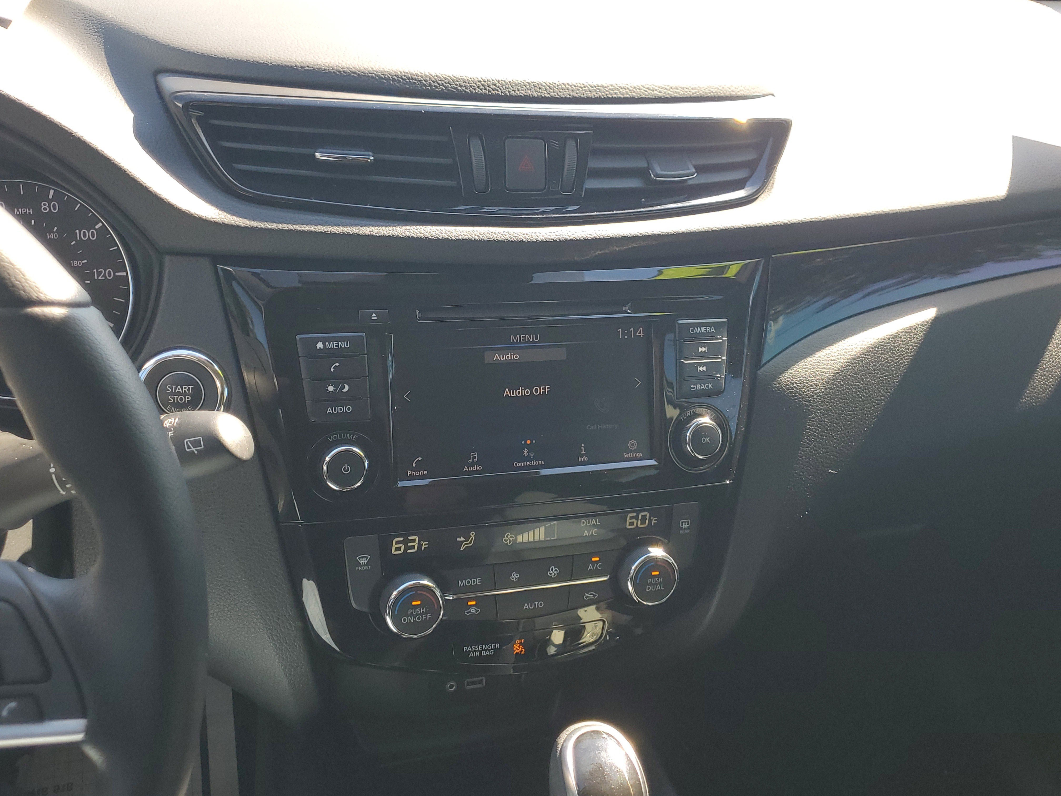 Certified 2022 Nissan Rogue Sport SV image 25