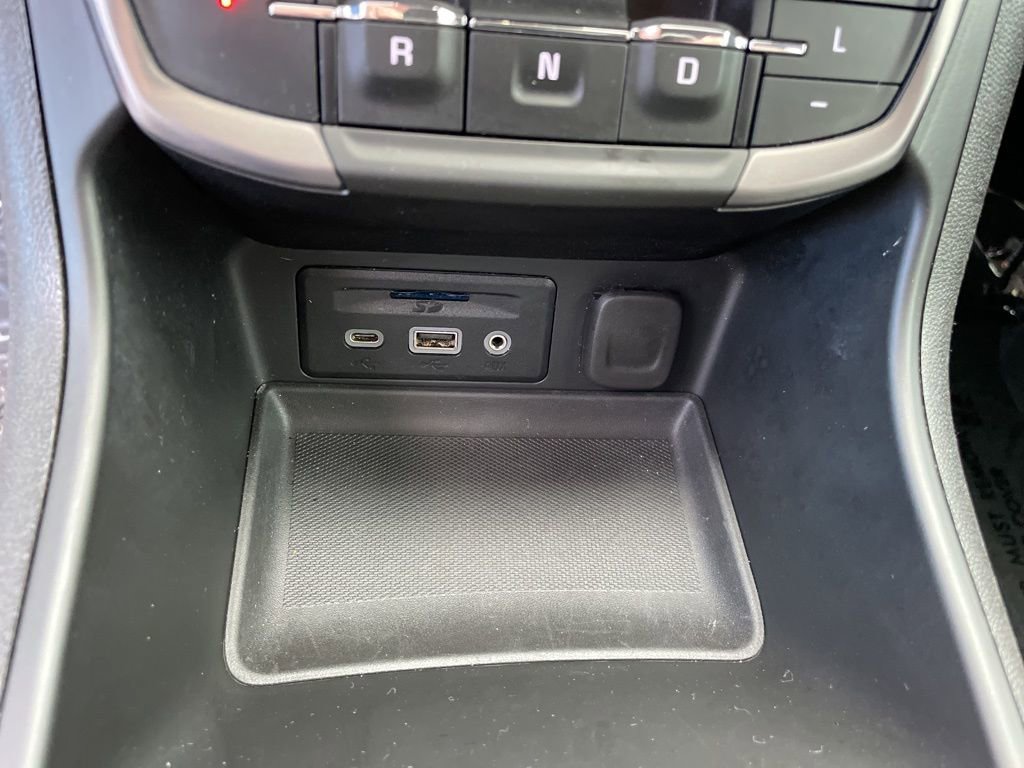 Used 2023 GMC Terrain AT4 image 19