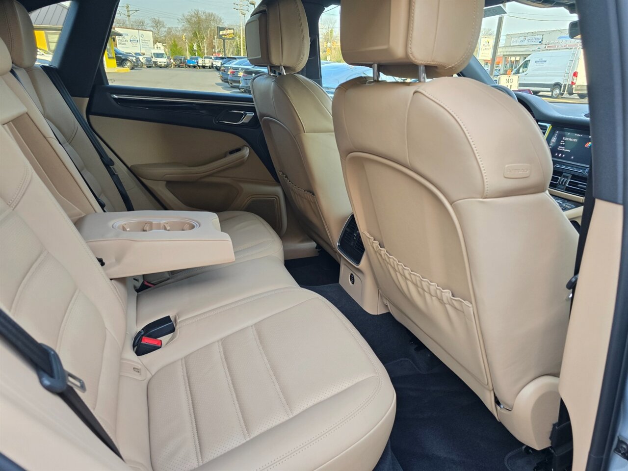 Used 2019 Porsche Macan S image 15