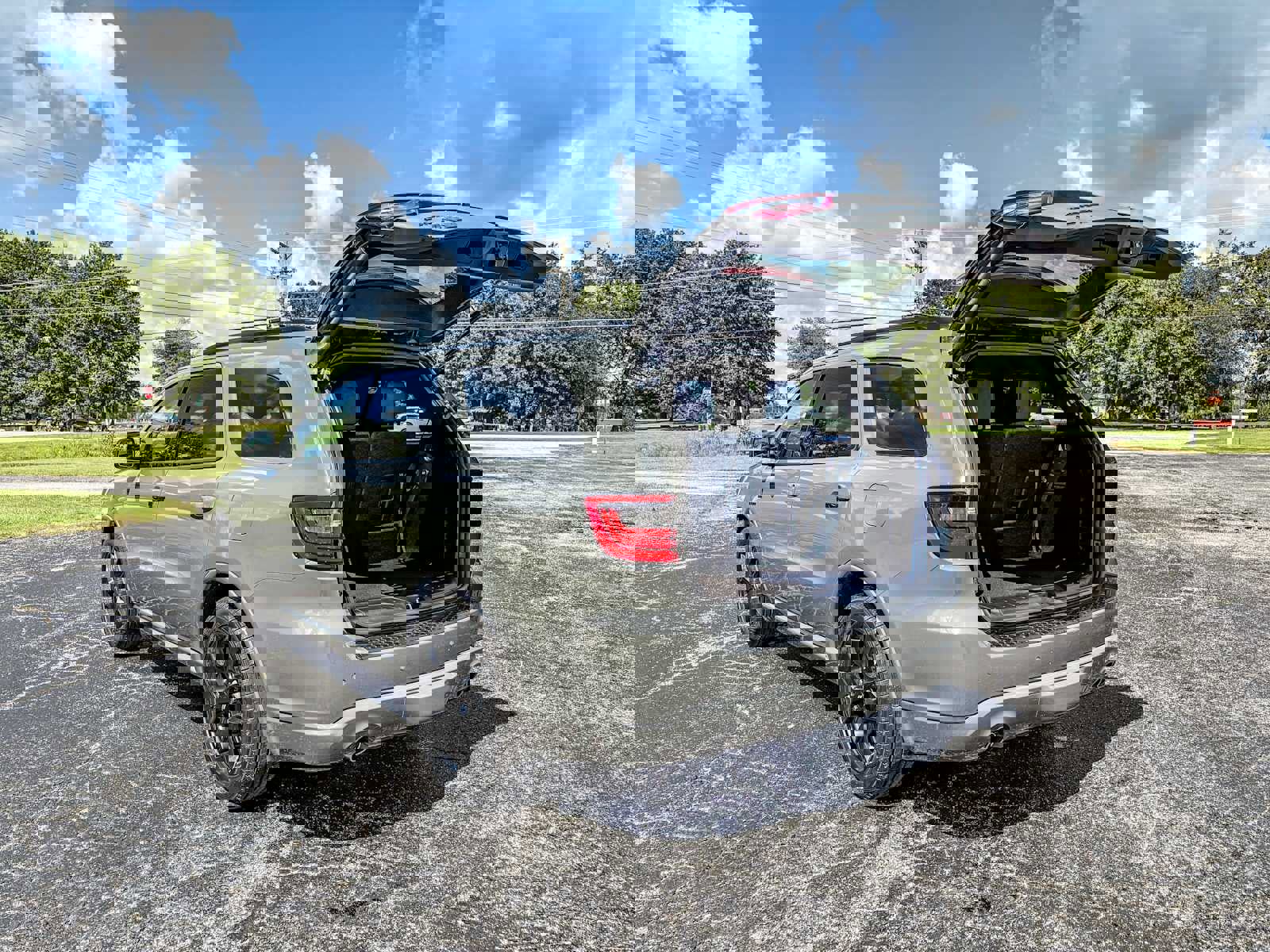 New 2026 Dodge Durango R/T w/ Blacktop Redline Package image 17