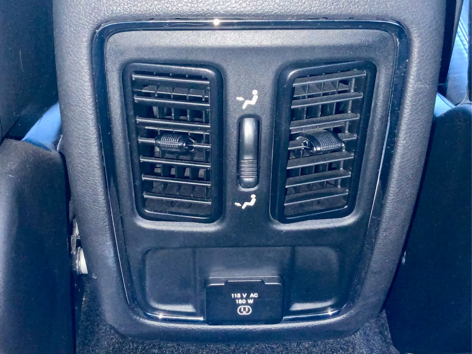 Used 2015 Jeep Grand Cherokee Altitude image 48