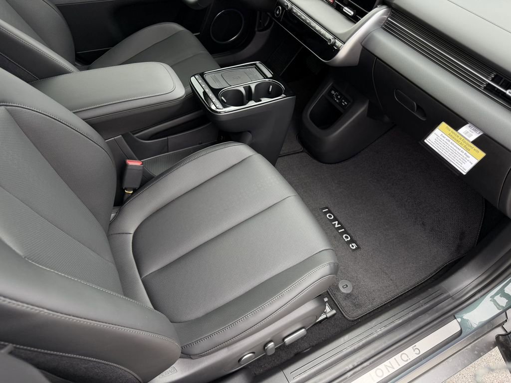 New 2026 Hyundai Ioniq 5 Limited image 25