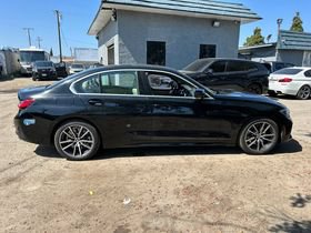 Used 2021 BMW 330e w/ Convenience Package RWD image 4